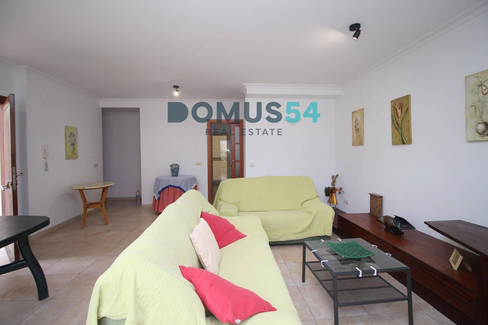 6 soveværelse Villa til salg i Playas de Muro / Platges de Muro - € 750.000 (Ref: 8901407)