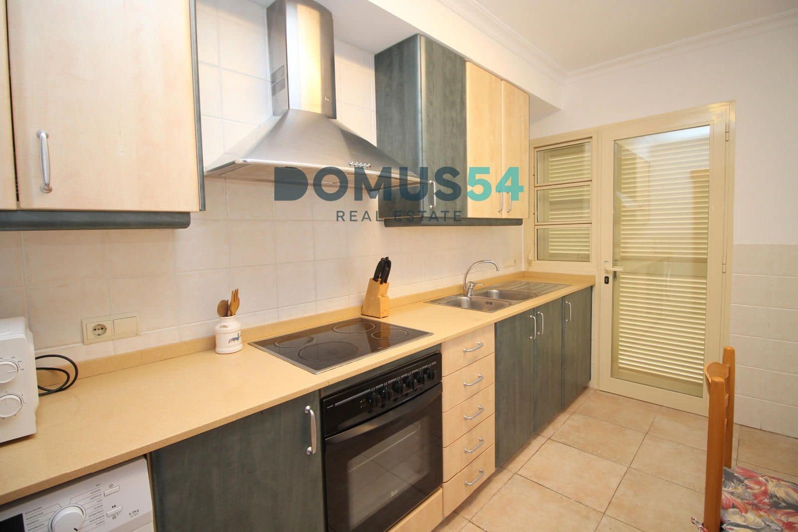 6 soveværelse Villa til salg i Playas de Muro / Platges de Muro - € 750.000 (Ref: 8901407)