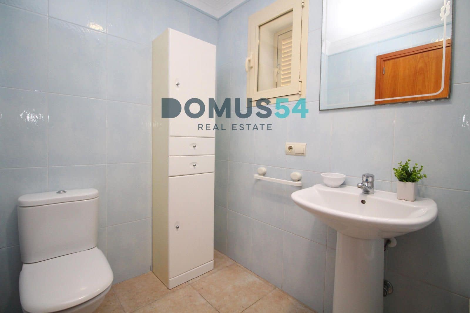 6 soveværelse Villa til salg i Playas de Muro / Platges de Muro - € 750.000 (Ref: 8901407)