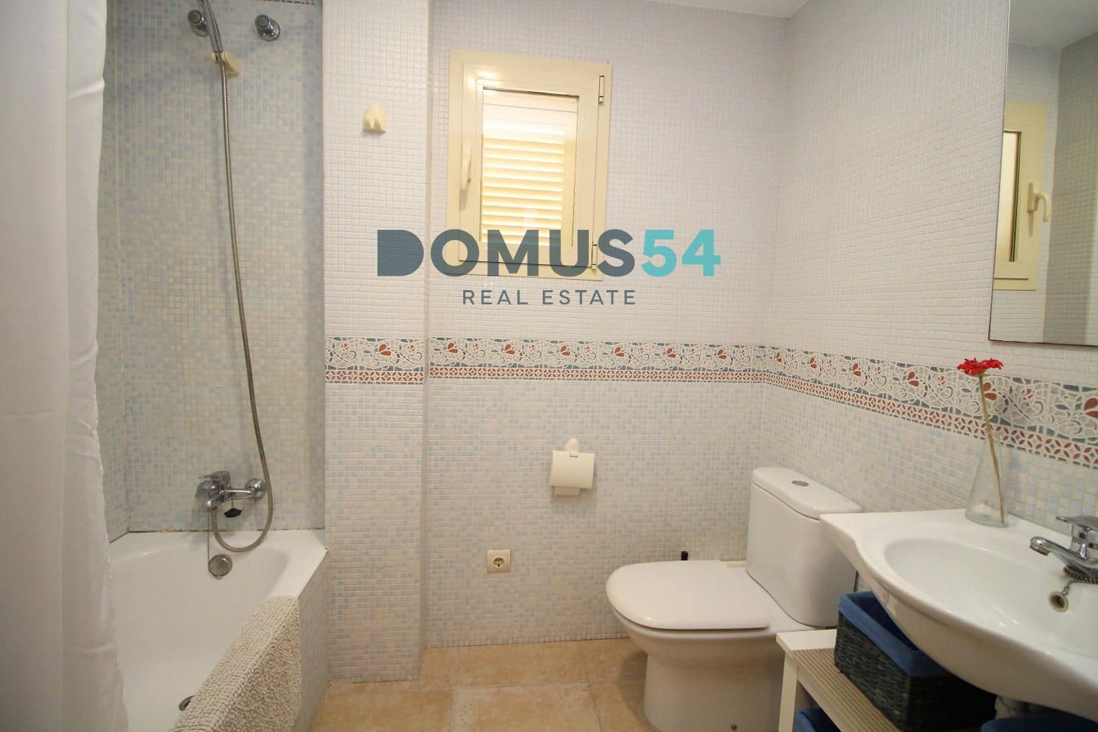 6 soveværelse Villa til salg i Playas de Muro / Platges de Muro - € 750.000 (Ref: 8901407)