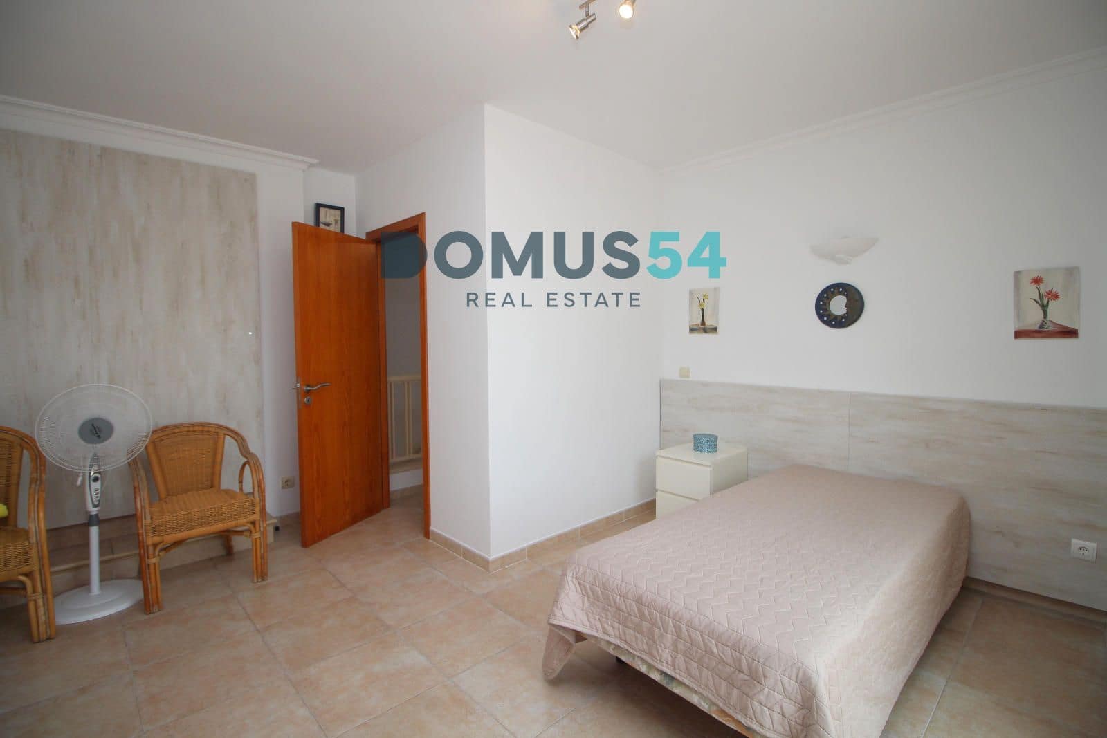 6 soveværelse Villa til salg i Playas de Muro / Platges de Muro - € 750.000 (Ref: 8901407)