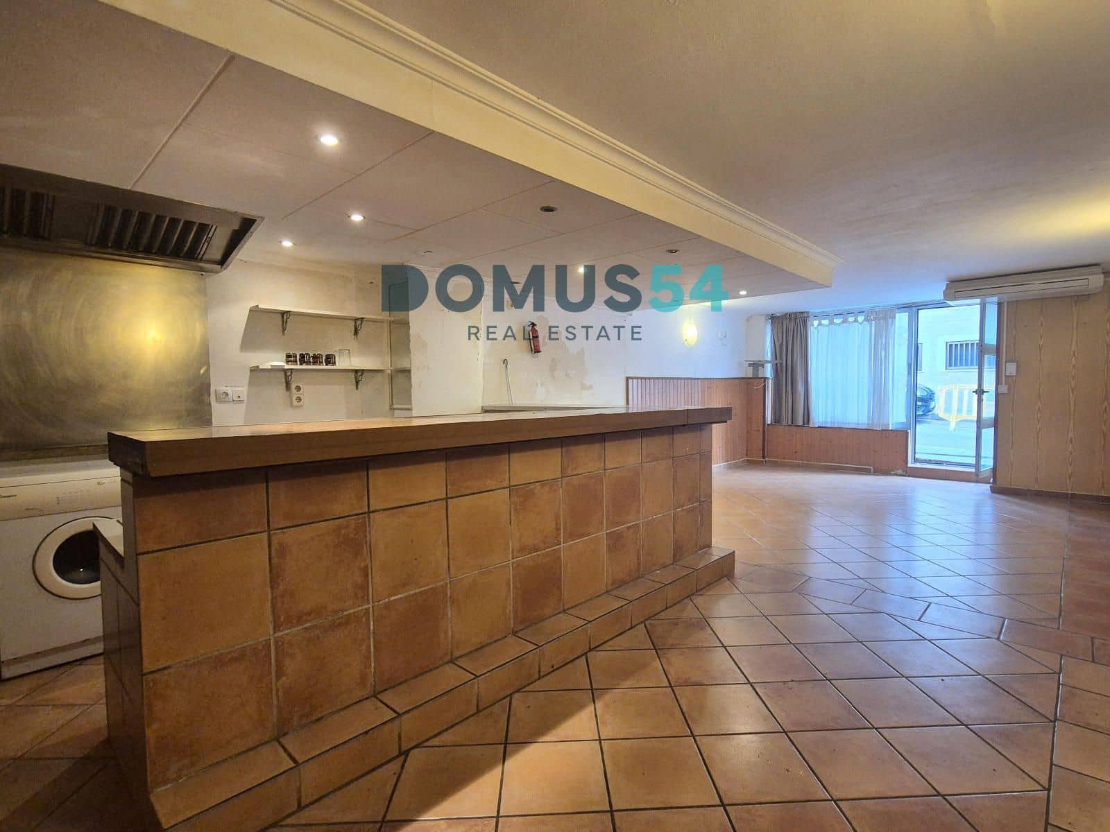 Erhverv til salg i Ca'n Picafort - € 195.000 (Ref: 8952275)