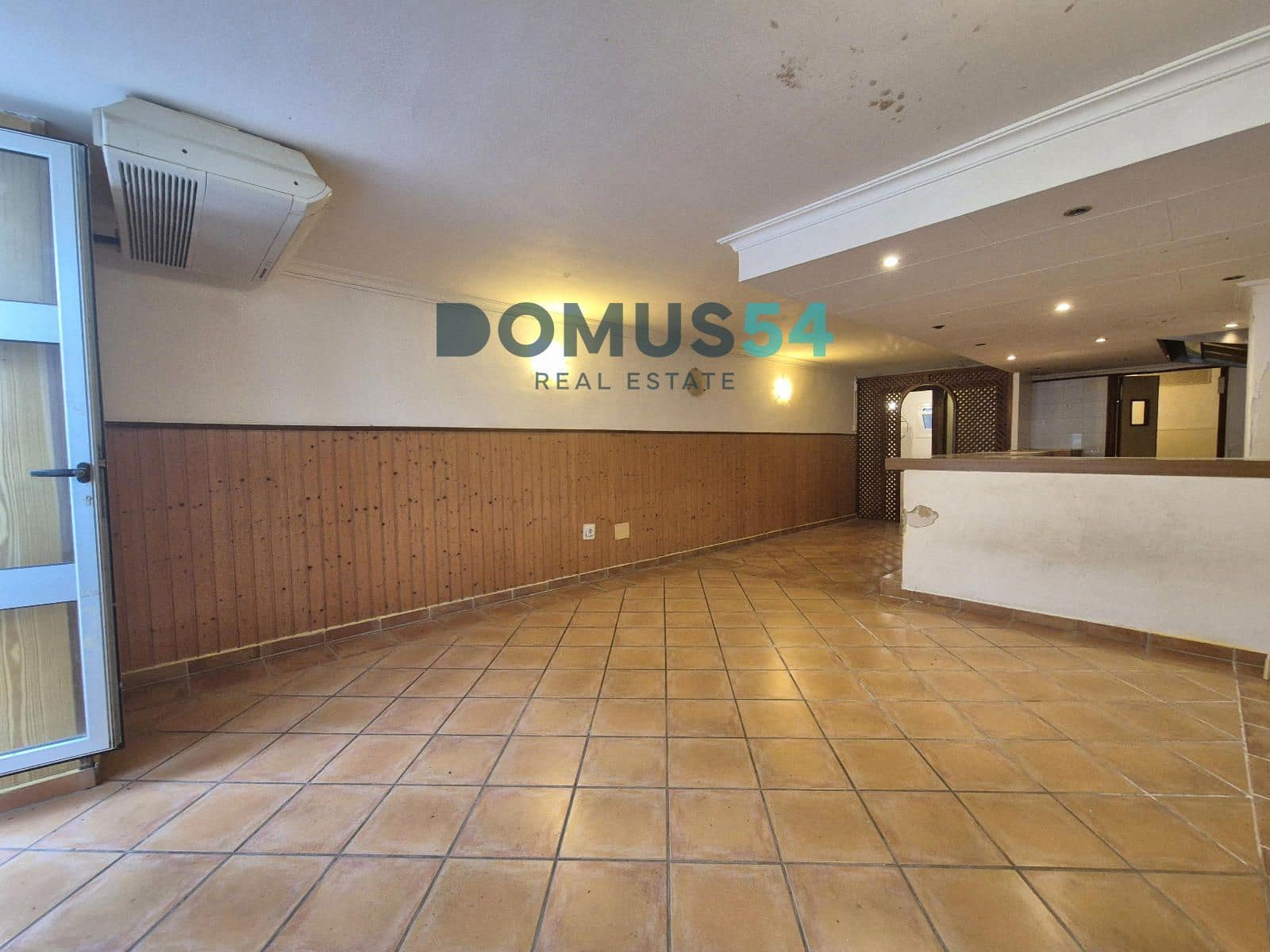 Erhverv til salg i Ca'n Picafort - € 195.000 (Ref: 8952275)