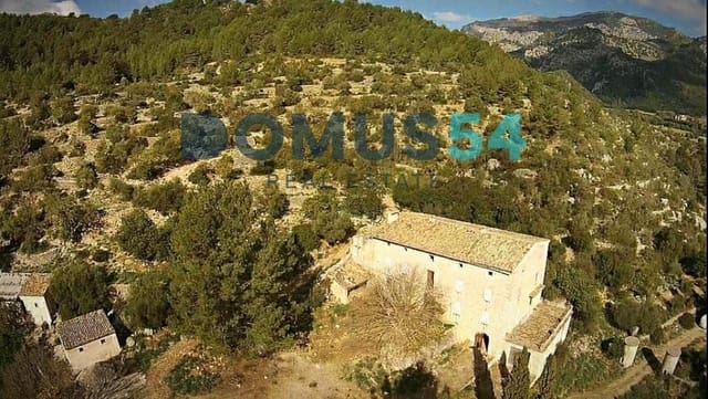 8 soverom Villa til salgs i Alaró med garasje - € 3 500 000 (Ref: 8966868)