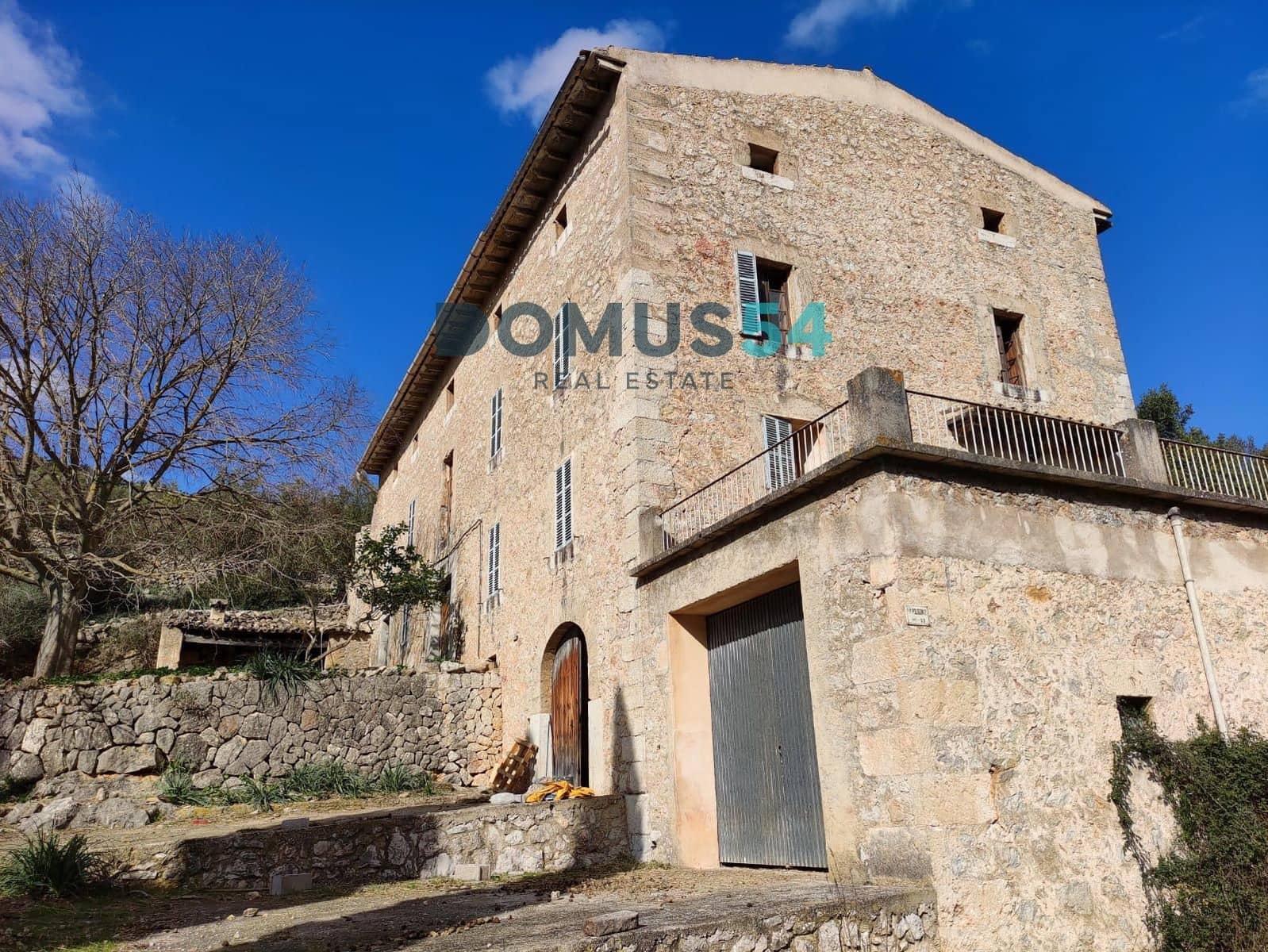 8 soveværelse Villa til salg i Alaro med garage - € 3.500.000 (Ref: 8966868)