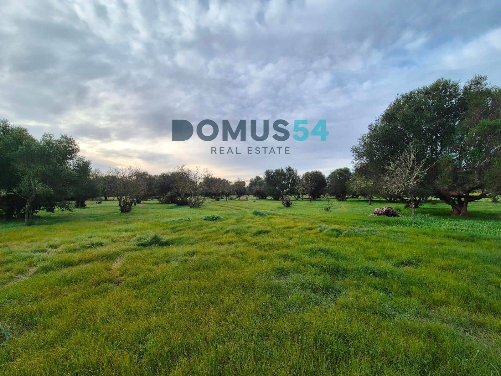 Byggegrund til salg i Buger - € 310.000 (Ref: 9003824)