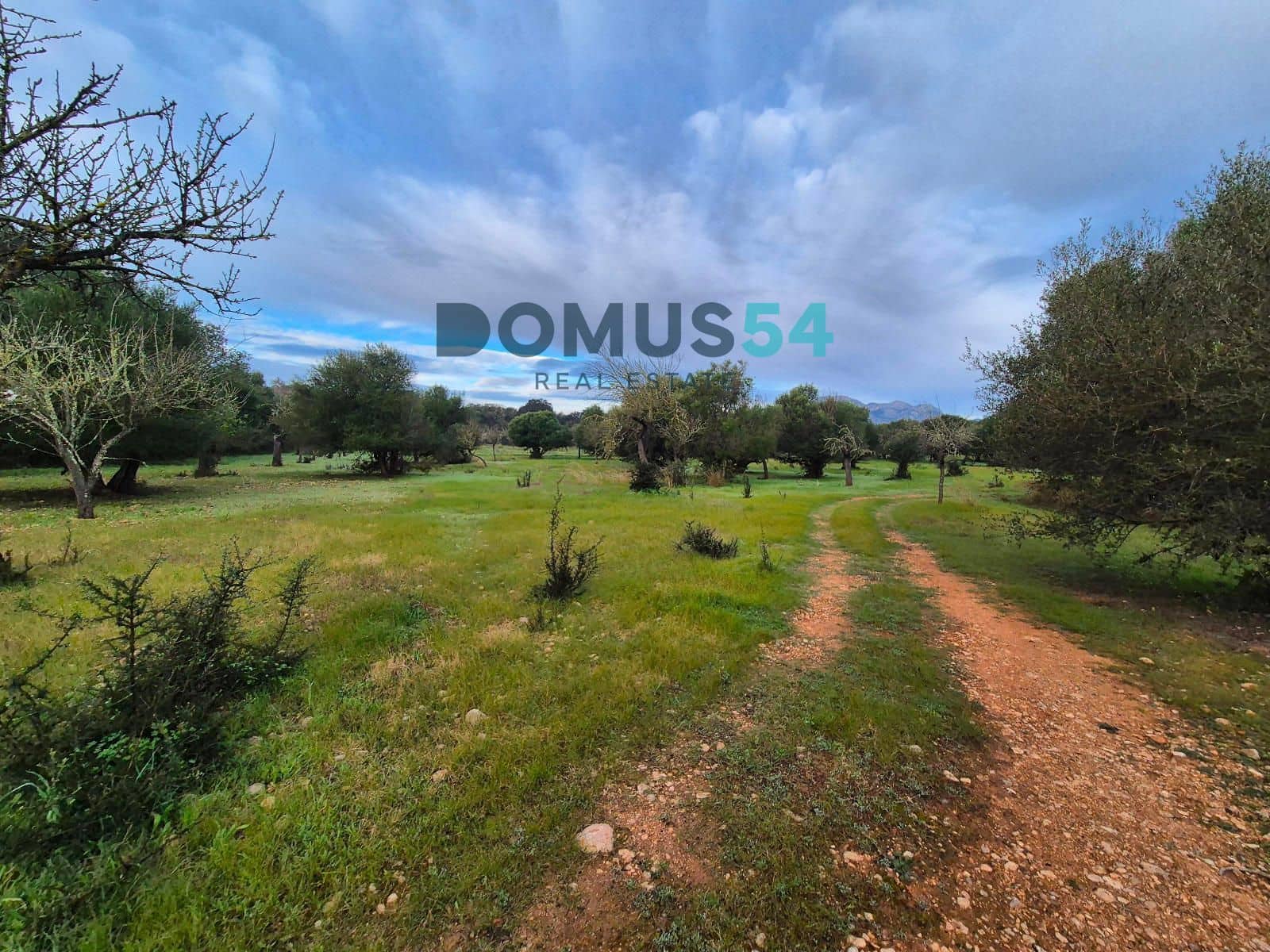 Byggegrund til salg i Buger - € 310.000 (Ref: 9003824)