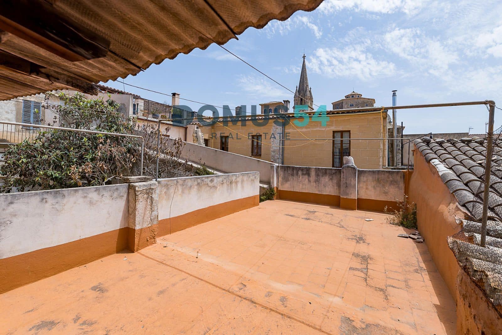 6 bedroom Villa for sale in Binissalem - € 1,550,000 (Ref: 9074214)