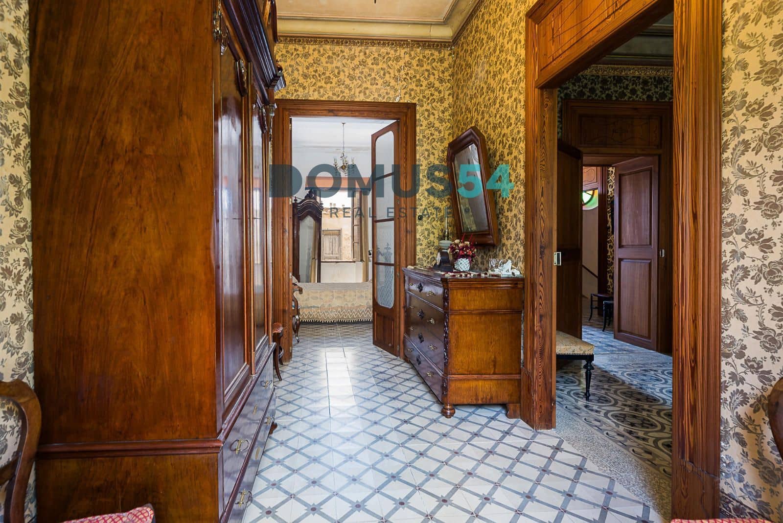 6 bedroom Villa for sale in Binissalem - € 1,550,000 (Ref: 9074214)