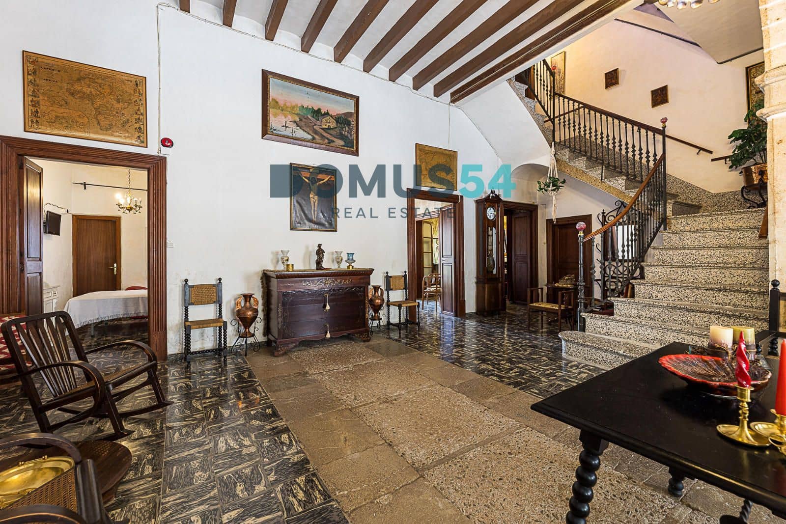 6 bedroom Villa for sale in Binissalem - € 1,550,000 (Ref: 9074214)