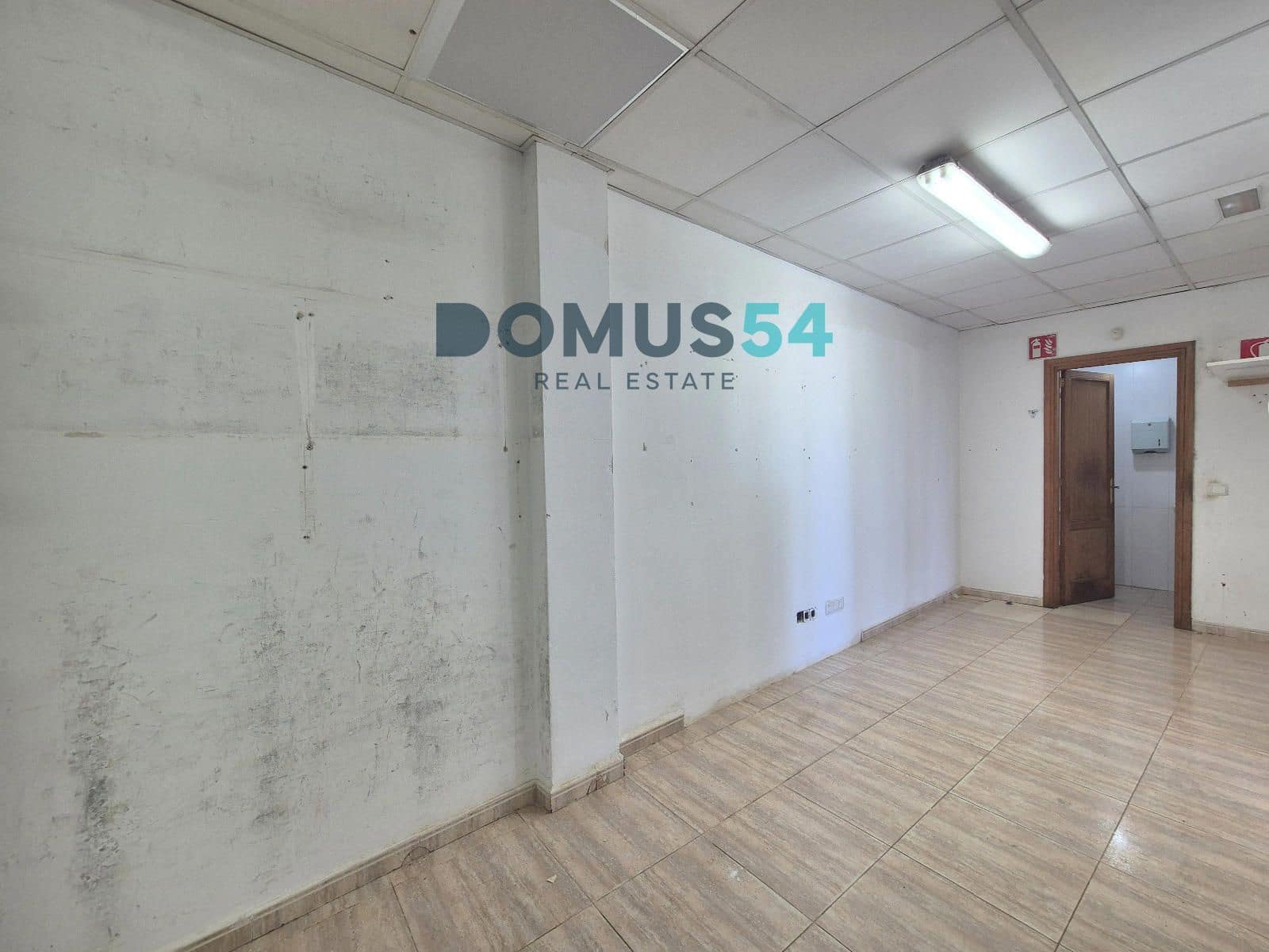 Commercial for rent in Sa Pobla - € 900 (Ref: 9138419)