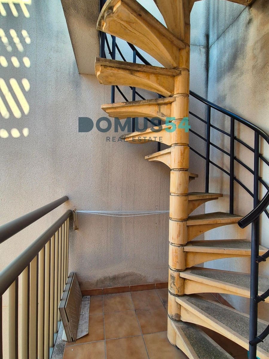 3 bedroom Flat for sale in Puerto de Alcudia - € 395,000 (Ref: 9270373)