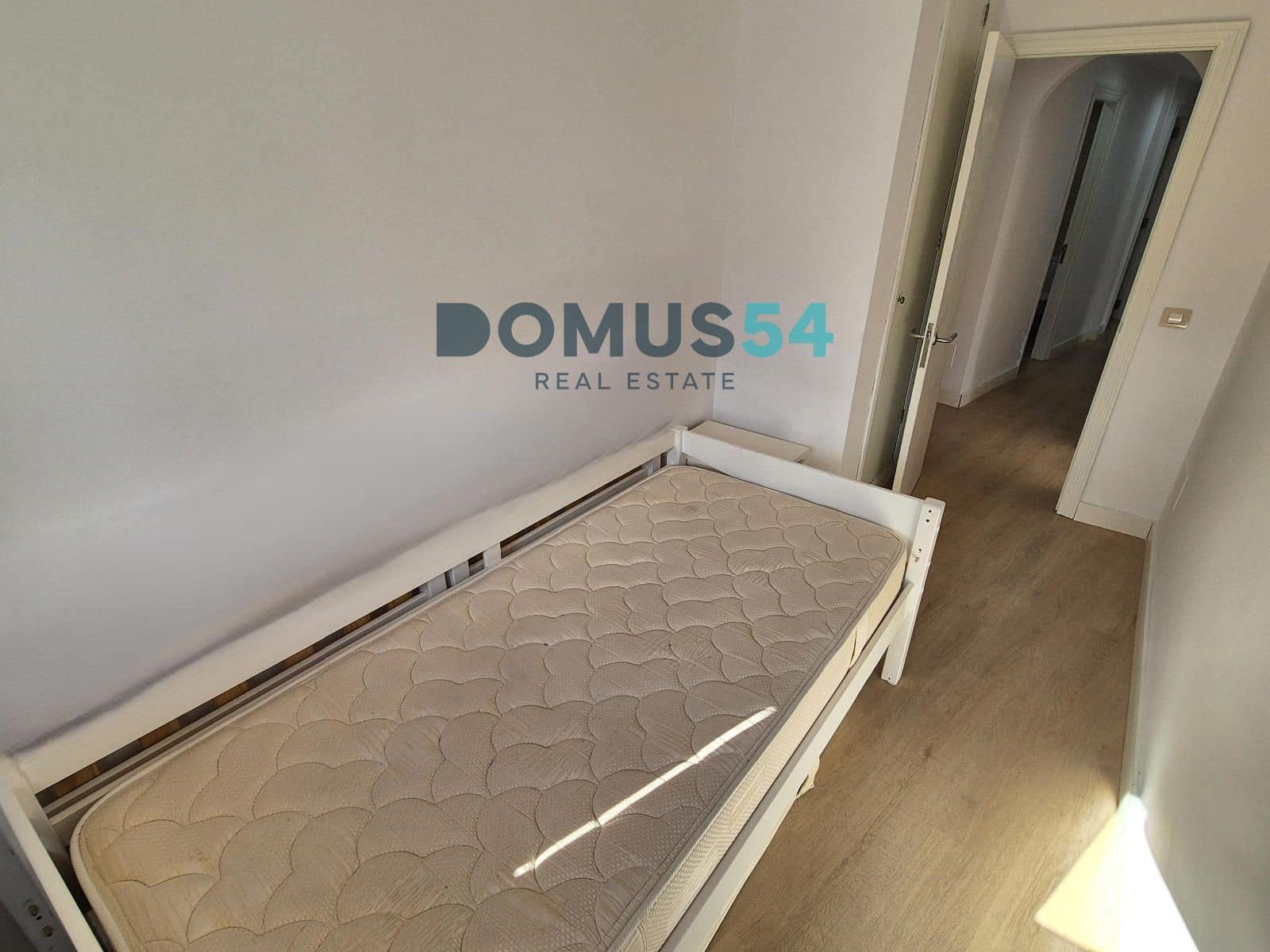 3 bedroom Flat for sale in Puerto de Alcudia - € 395,000 (Ref: 9270373)