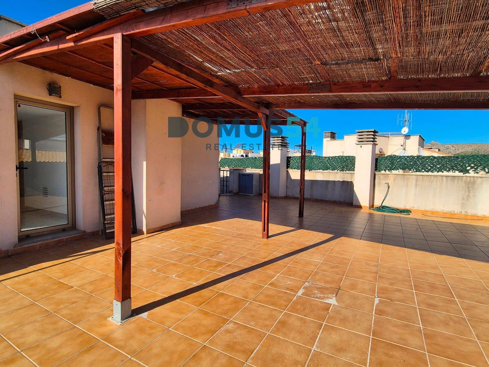 3 bedroom Flat for sale in Puerto de Alcudia - € 395,000 (Ref: 9270373)