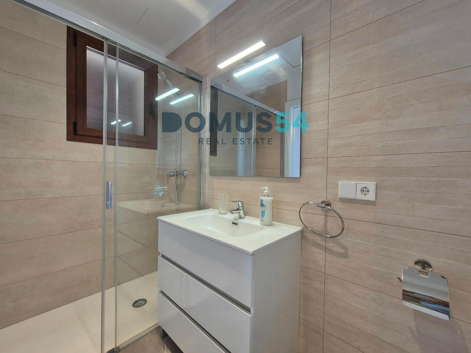 4 soveværelse Villa til leje i Muro med swimmingpool - € 3.000 (Ref: 9278291)