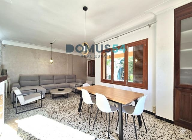 Appartement de 3 chambres à louer à Puerto de Alcudia, Alcúdia - 1 100 € (Ref: 9431625)