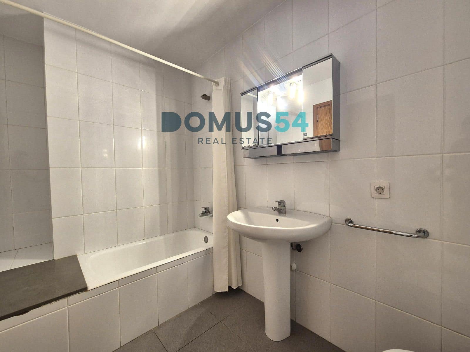 Appartement de 3 chambres à louer à Ca'n Picafort - 1 200 € (Ref: 9432385)