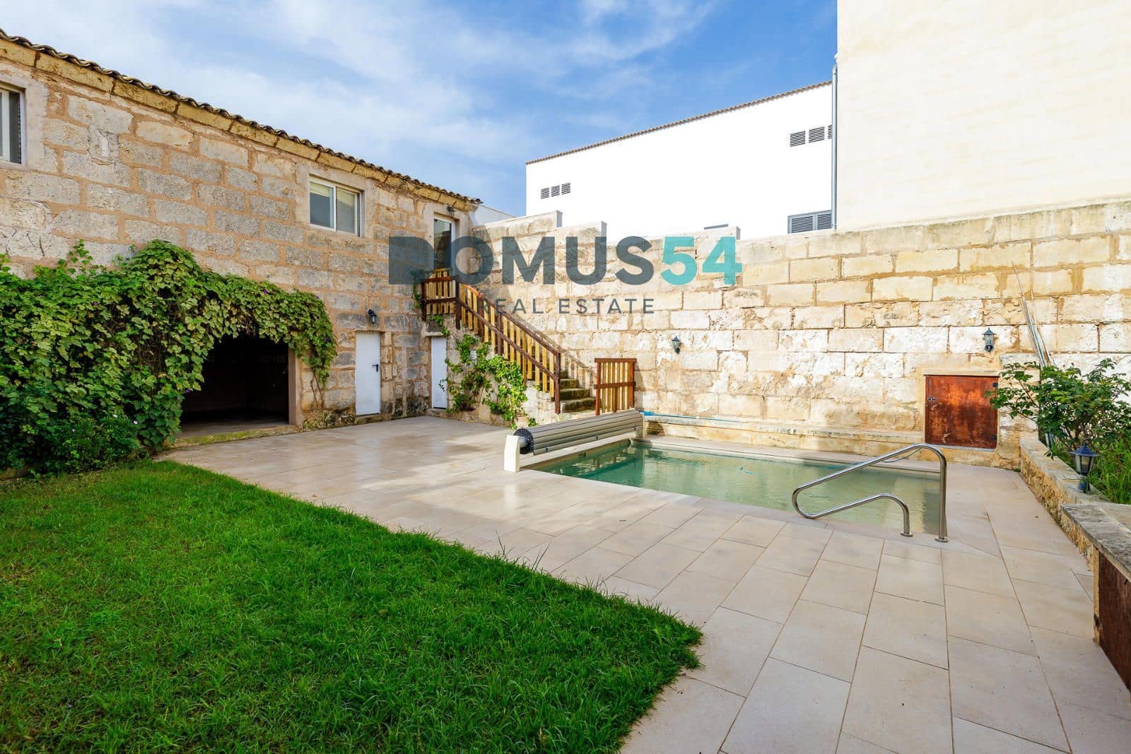 5 quarto Moradia para venda em Sa Pobla com piscina - 849 000 € (Ref: 9459833)