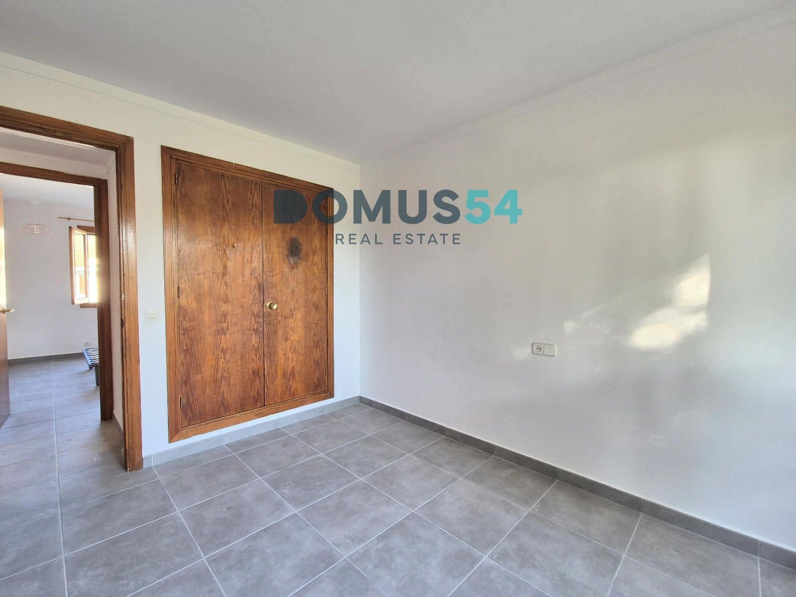 3 bedroom Flat for sale in Pollensa / Pollenca with pool - € 350,000 (Ref: 9481585)