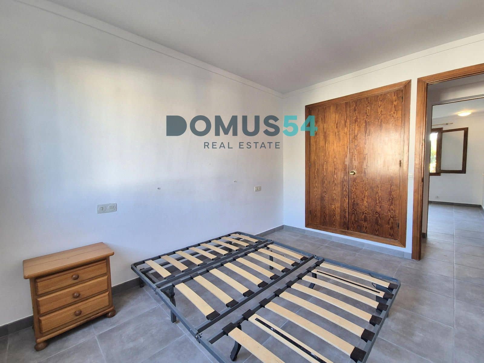 3 bedroom Flat for sale in Pollensa / Pollenca with pool - € 350,000 (Ref: 9481585)