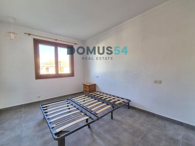 3 bedroom Flat for sale in Pollensa / Pollença with pool - € 350,000 (Ref: 9481585)