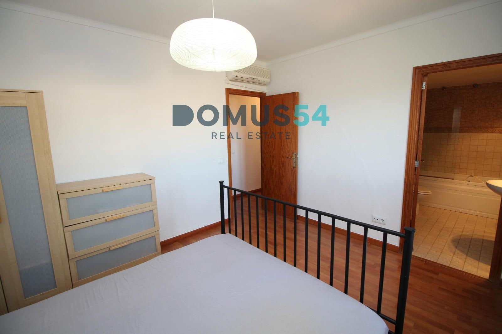 3 camera da letto Appartamento da affittare in Moscari - 1.200 € (Rif: 9525508)