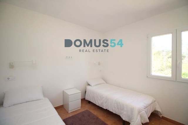 3 Zimmer Villa zu vermieten in Campanet mit Garage - 1.300 € (Ref: 9610022)