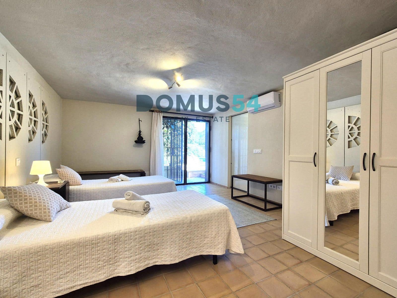 4 quarto Moradia para arrendar em Petra com piscina - 2 600 € (Ref: 9630608)