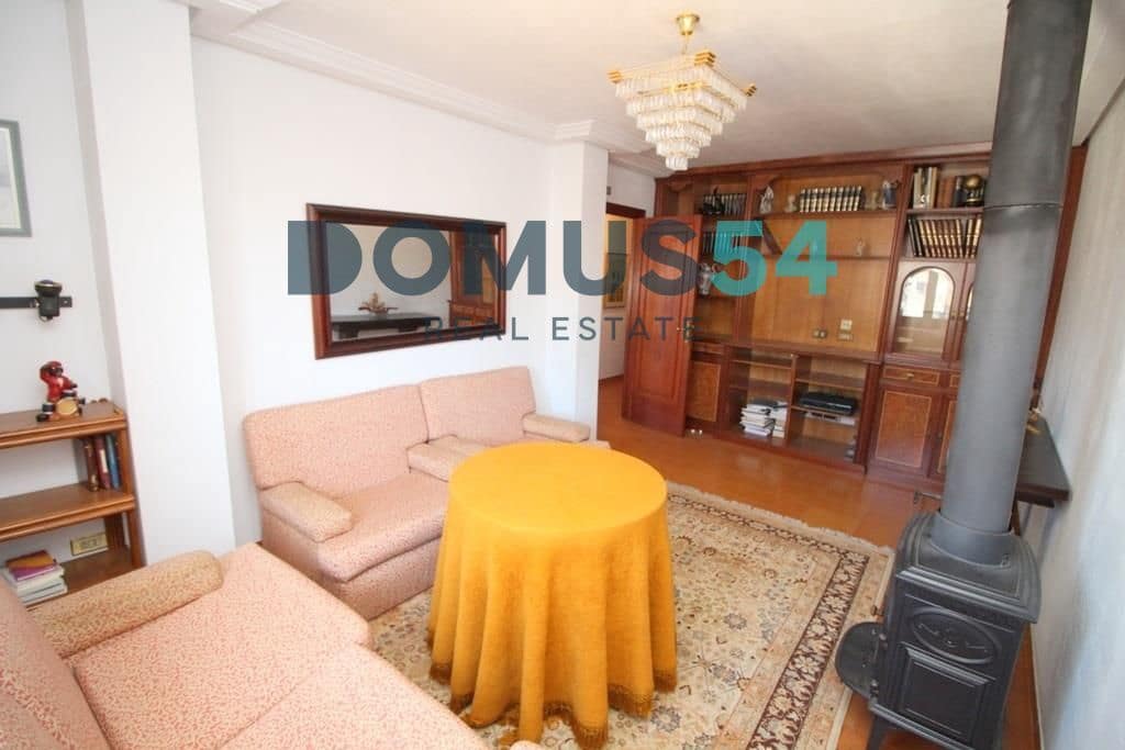 3 slaapkamer Flat te huur in Lloseta met garage - € 1.500 (Ref: 9652436)