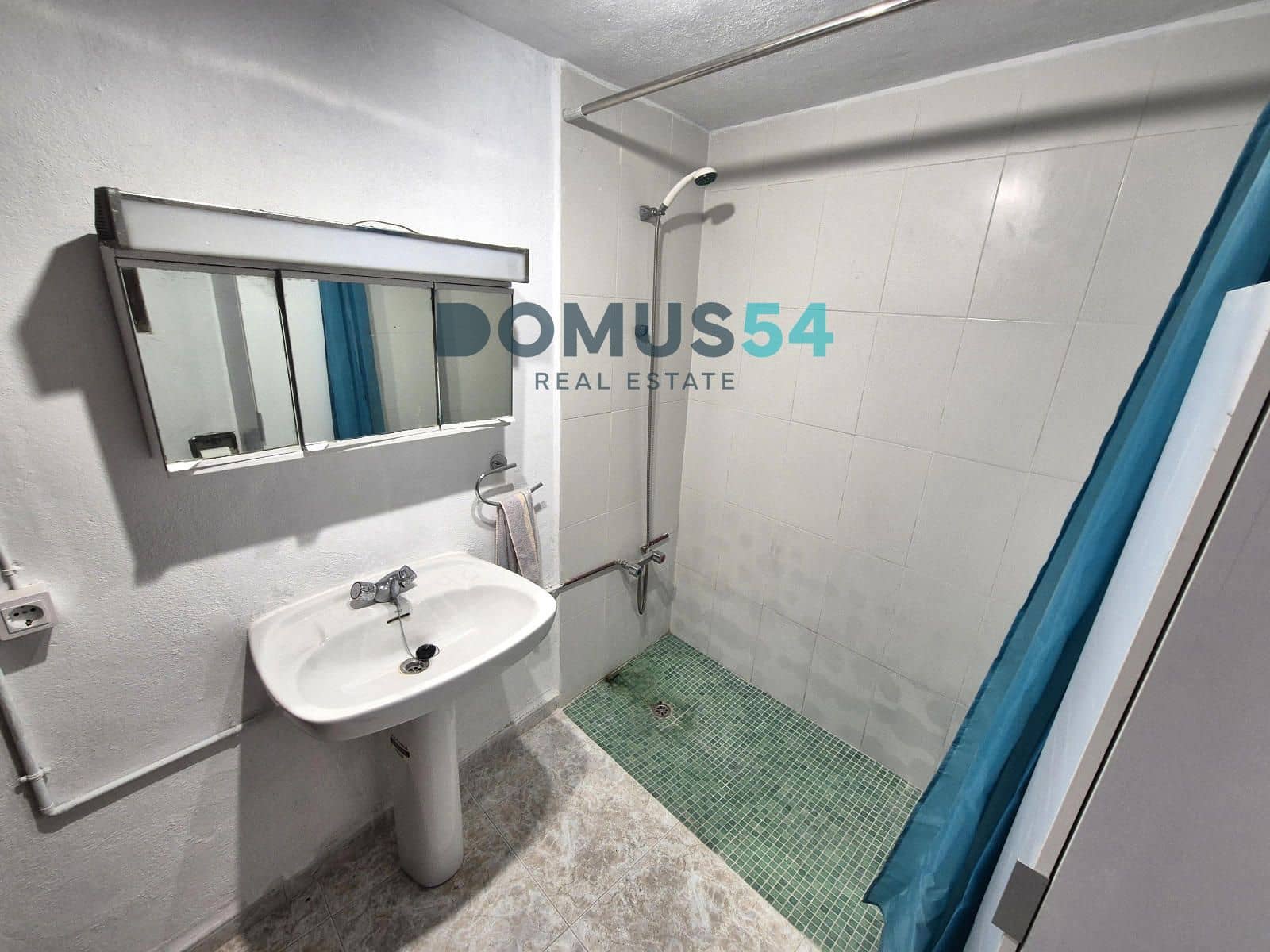 3 bedroom Villa for rent in Sant Joan - € 1,450 (Ref: 9696701)