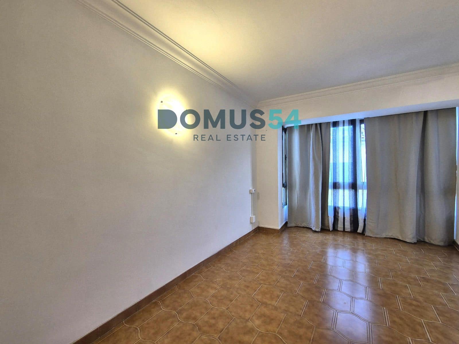 3 bedroom Villa for rent in Sant Joan - € 1,450 (Ref: 9696701)