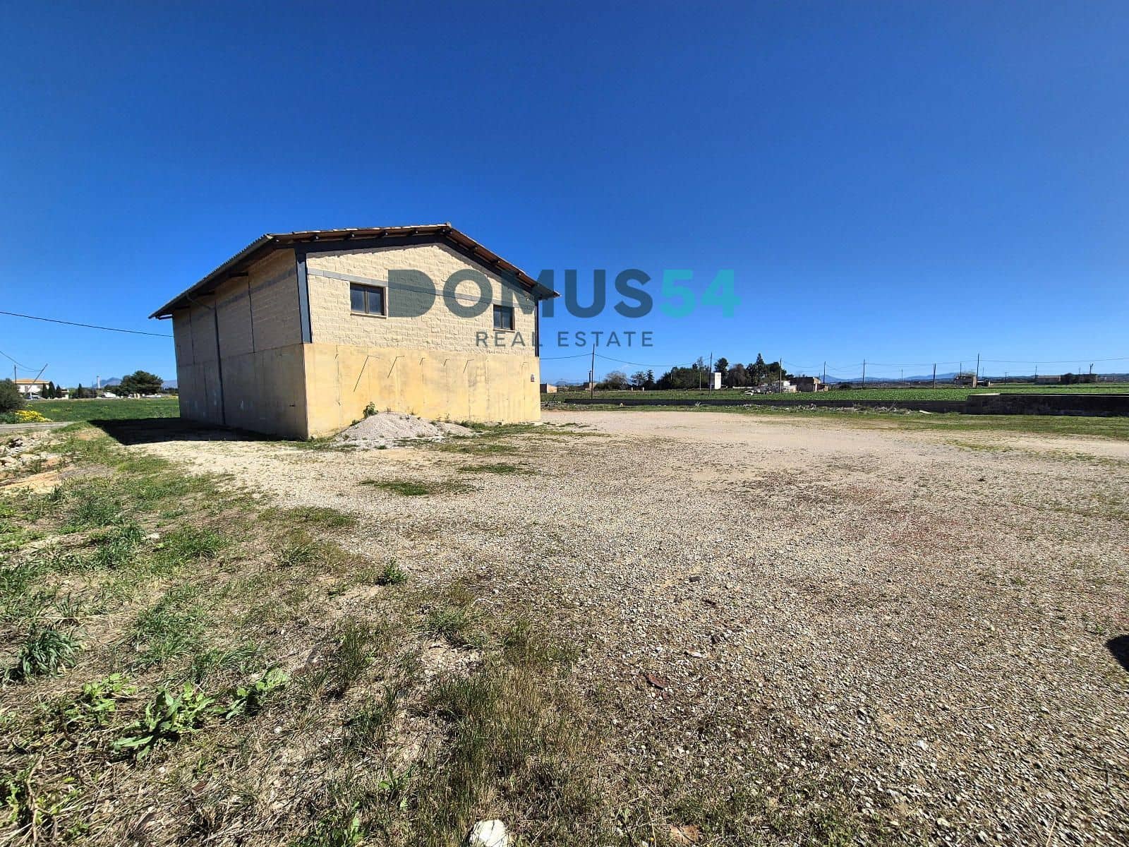 Commercial for rent in Sa Pobla - € 900 (Ref: 9696970)