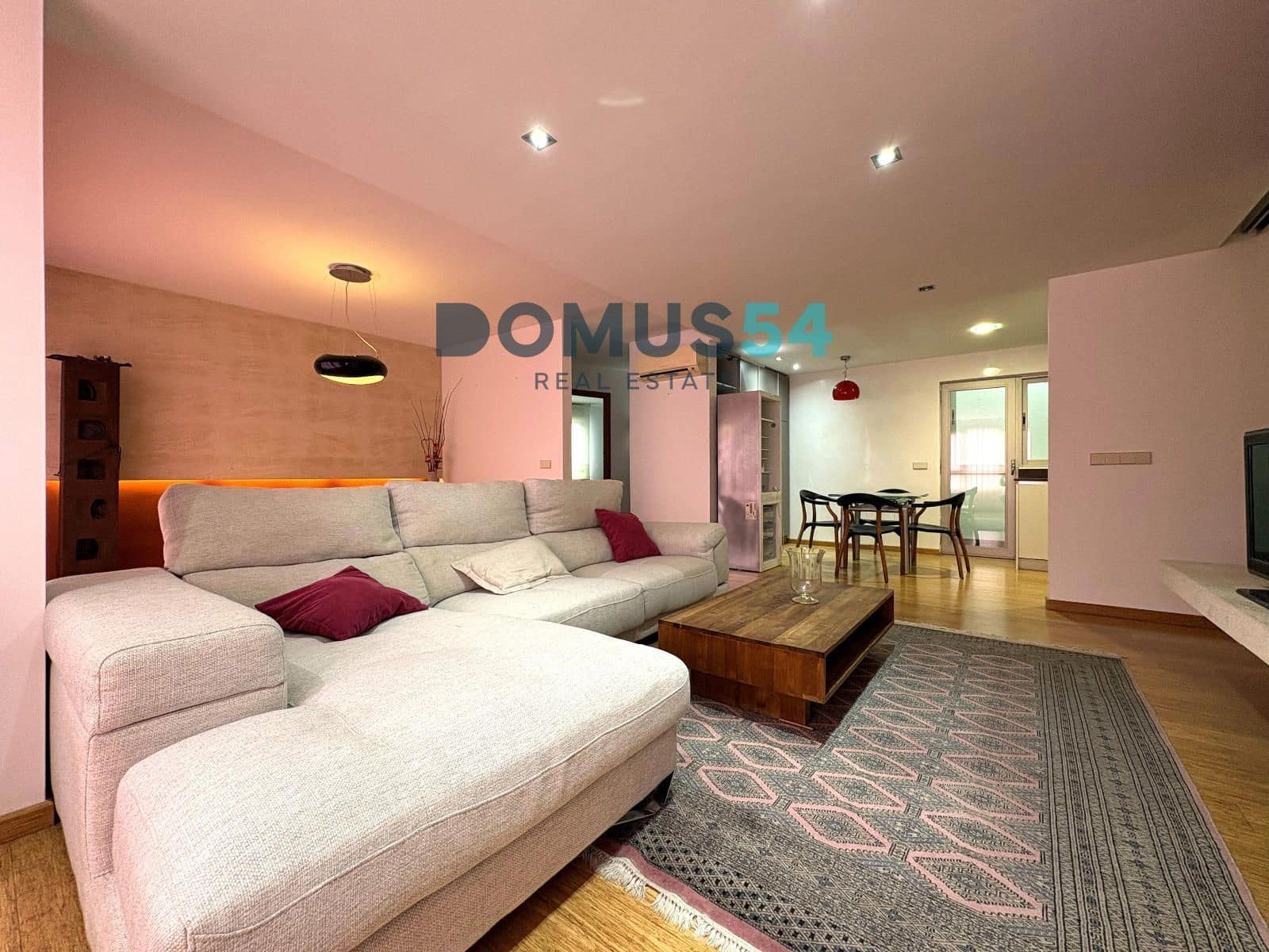 3 bedroom Flat for sale in Palma de Mallorca - € 650,000 (Ref: 9699907)