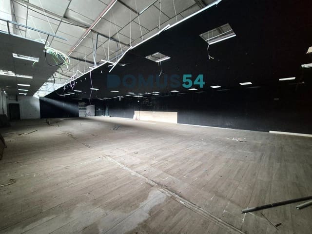 Komercyjne do wynajęcia w Sa Pobla - 2 300 € (Ref: 9700029)