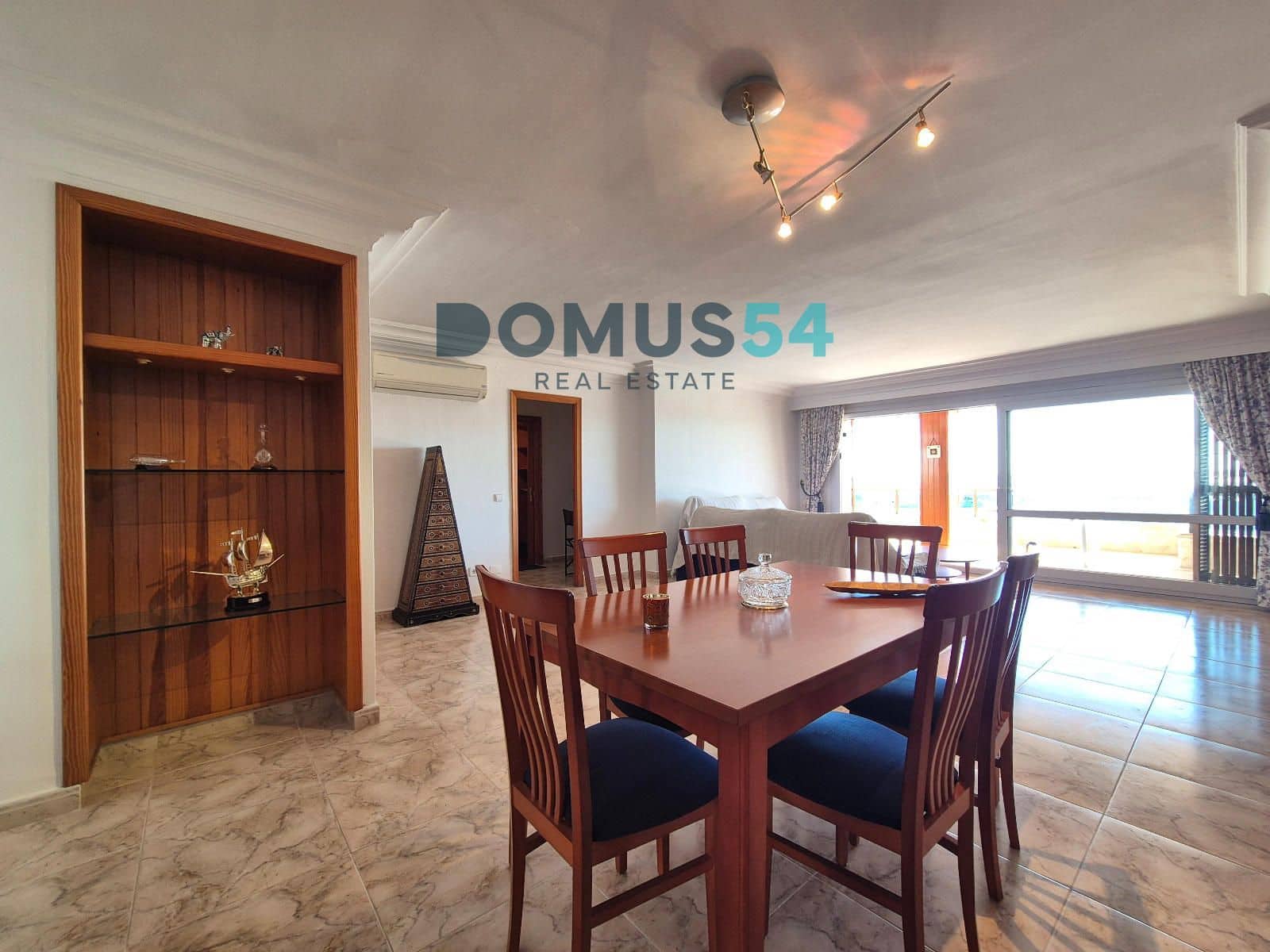 4 bedroom Flat for rent in Puerto de Alcudia with garage - € 2,500 (Ref: 9700030)