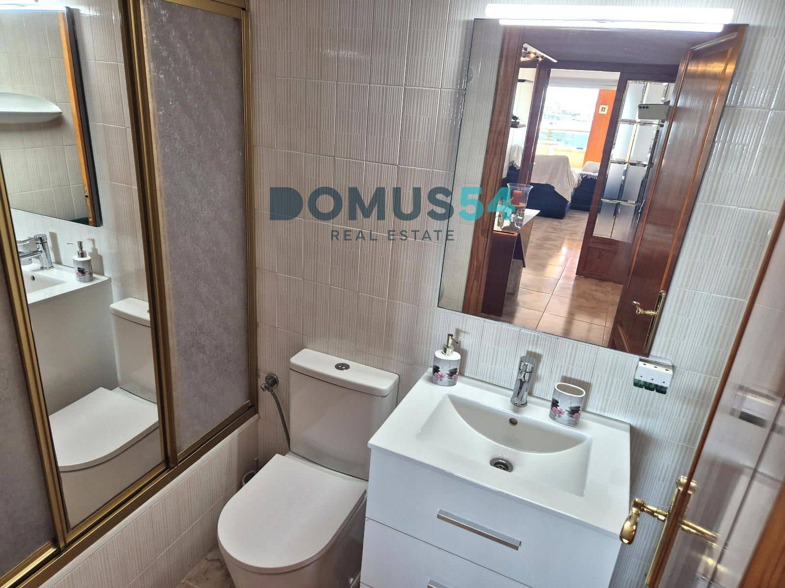 4 bedroom Flat for rent in Puerto de Alcudia with garage - € 2,500 (Ref: 9700030)