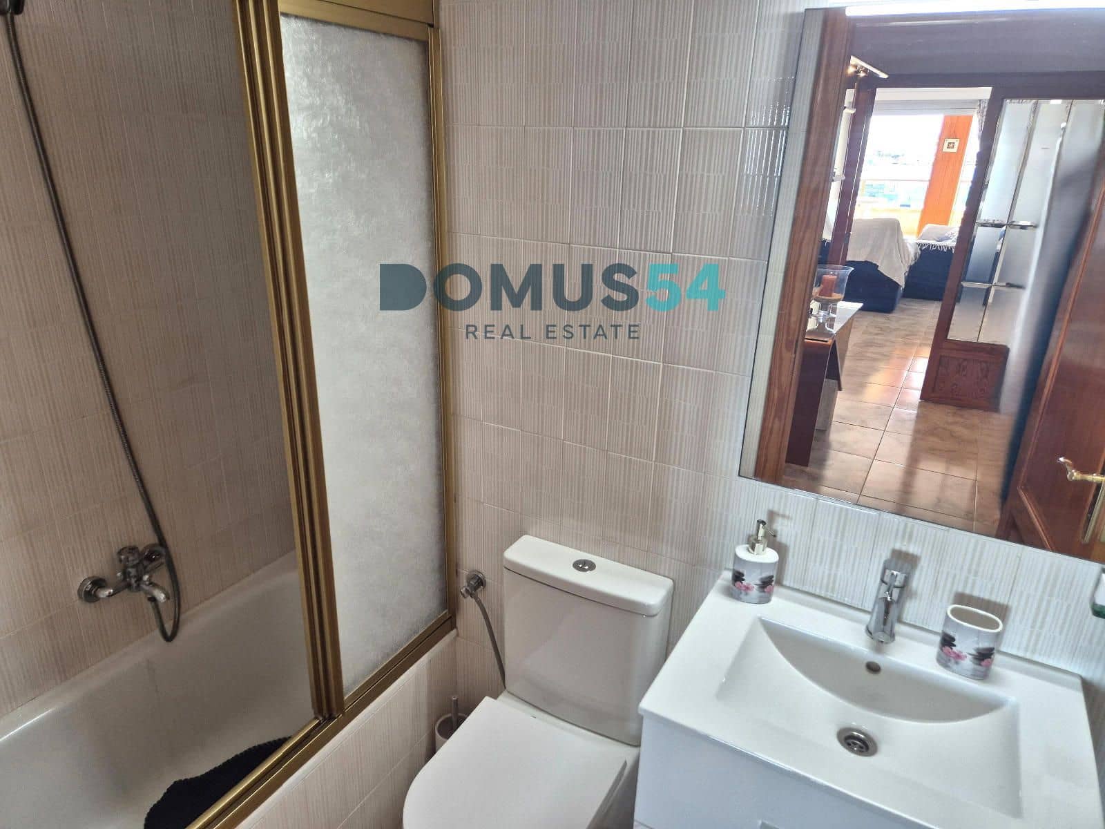 4 bedroom Flat for rent in Puerto de Alcudia with garage - € 2,500 (Ref: 9700030)