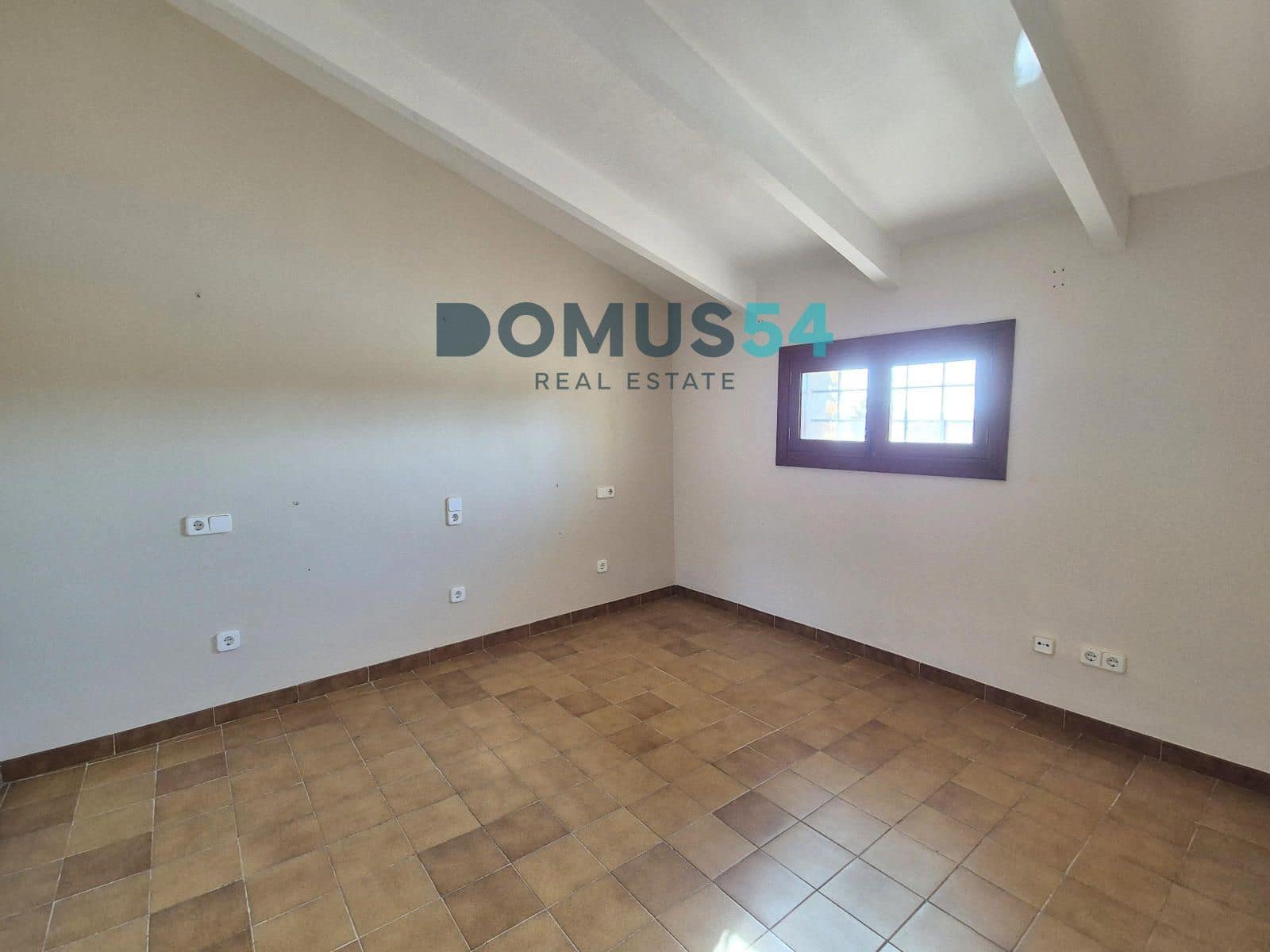 4 soveværelse Villa til leje i Muro - € 2.300 (Ref: 9757827)