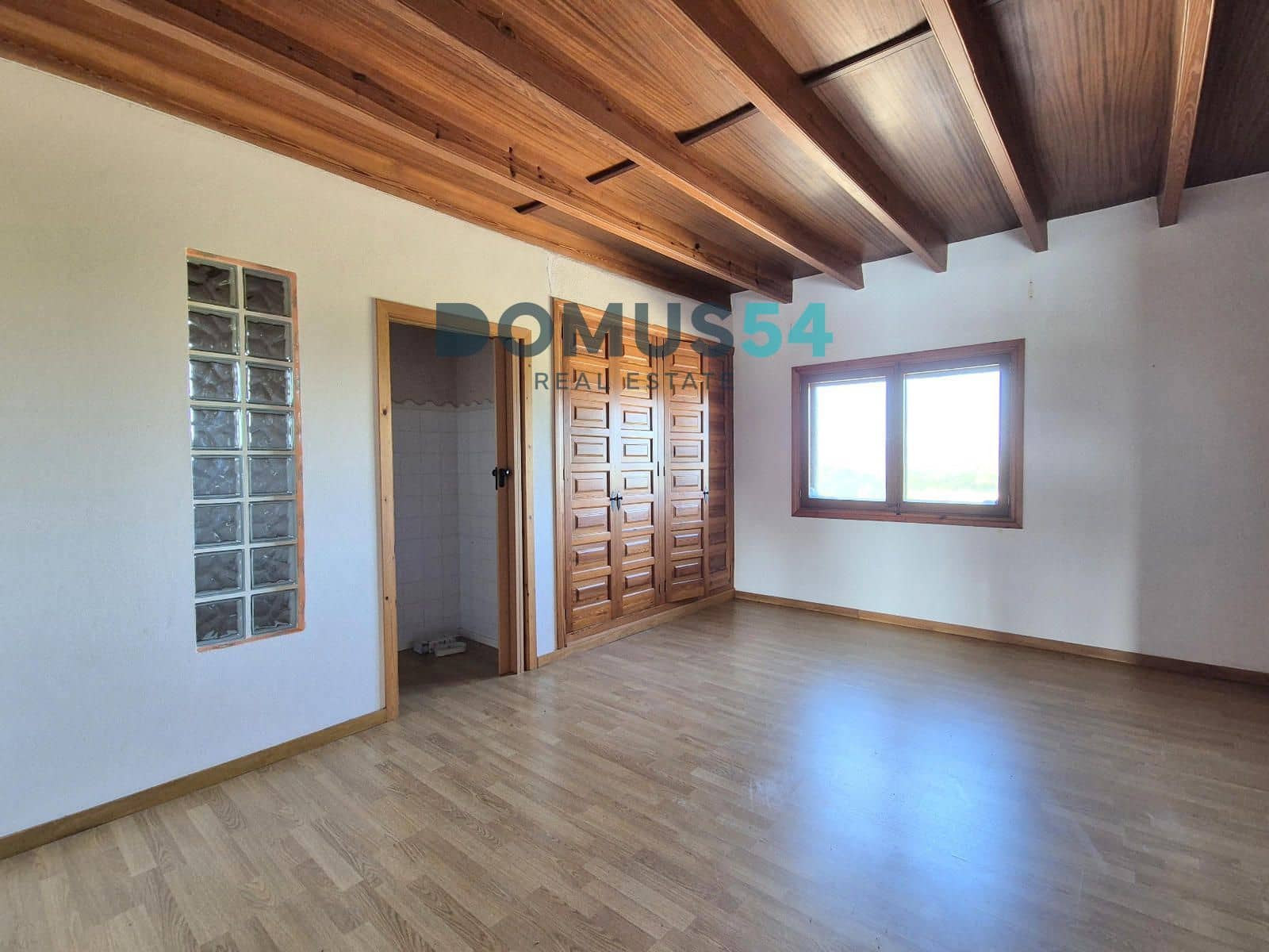 4 soveværelse Villa til leje i Muro - € 2.300 (Ref: 9757827)