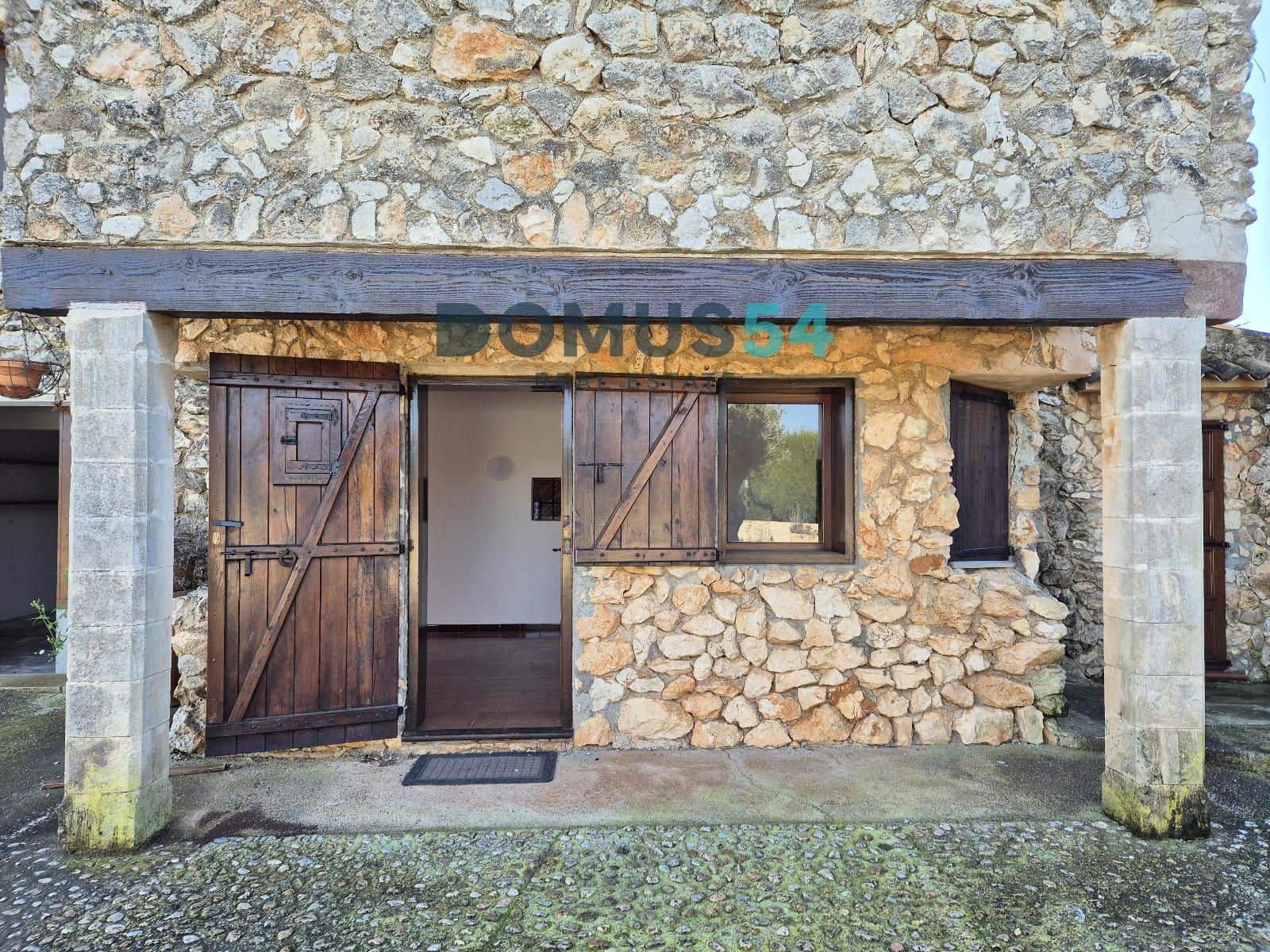 4 soveværelse Villa til leje i Muro - € 2.300 (Ref: 9757827)