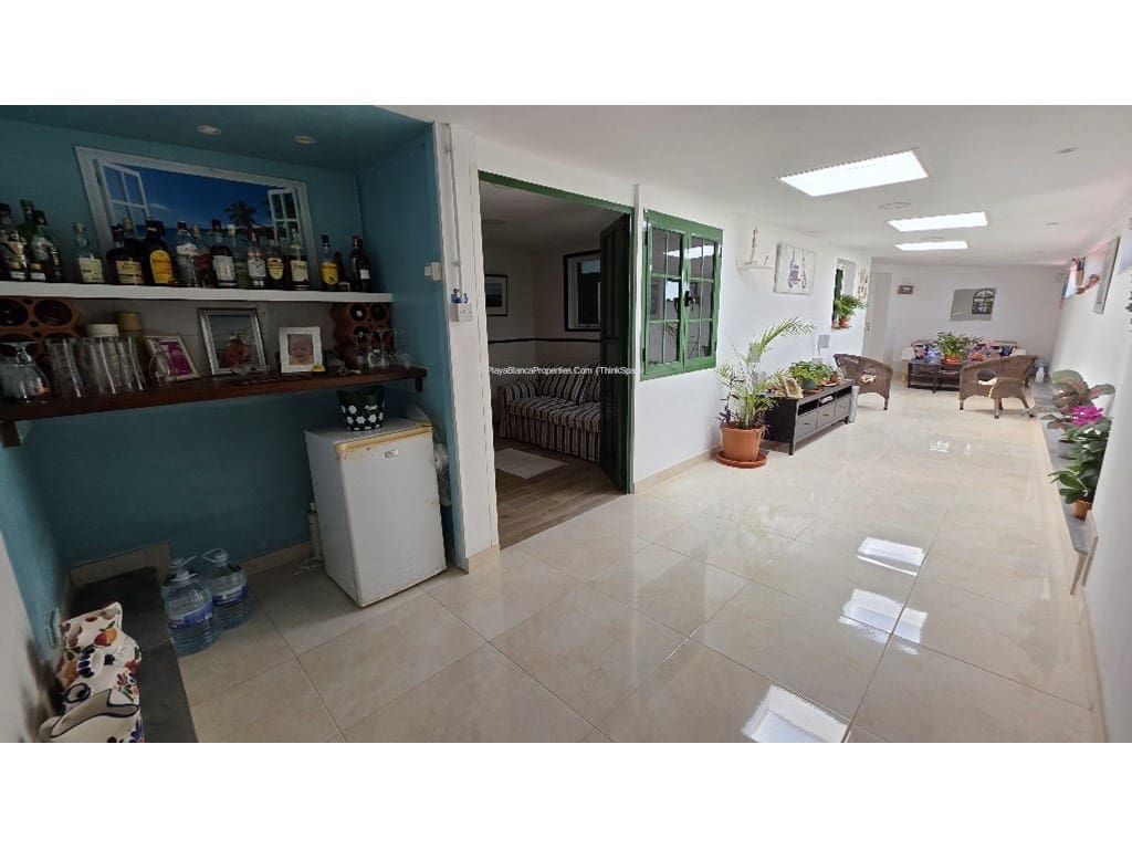 2 sypialnia Bungalow na sprzedaż w Playa Blanca z basenem - 385 000 € (Ref: 10008236)