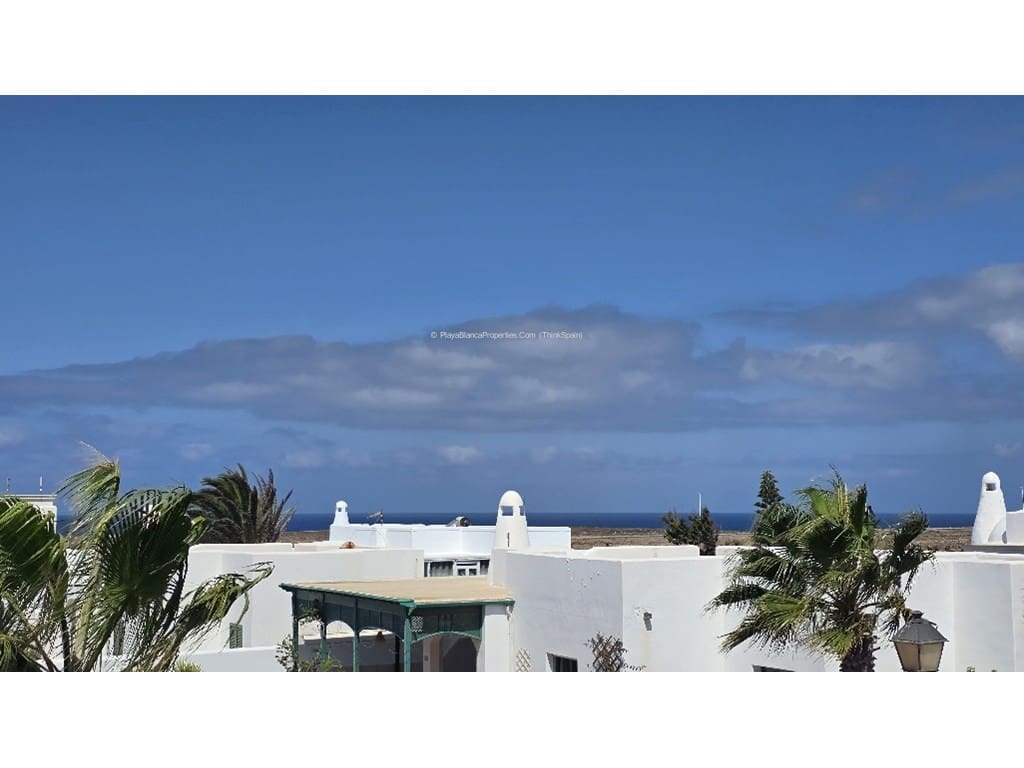 2 sypialnia Bungalow na sprzedaż w Playa Blanca z basenem - 385 000 € (Ref: 10008236)