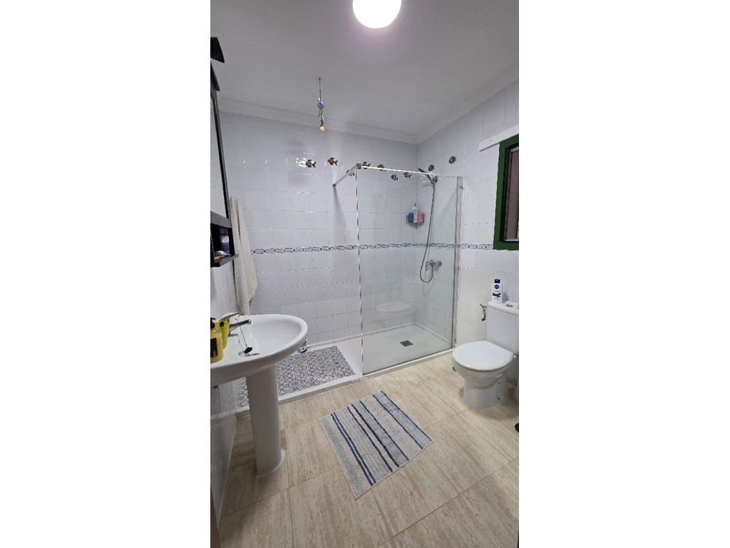 2 sypialnia Bungalow na sprzedaż w Playa Blanca z basenem - 385 000 € (Ref: 10008236)