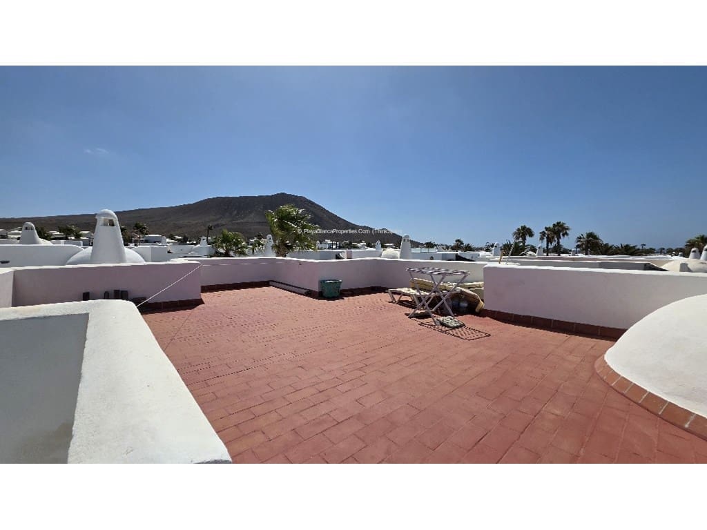 2 sypialnia Bungalow na sprzedaż w Playa Blanca z basenem - 385 000 € (Ref: 10008236)