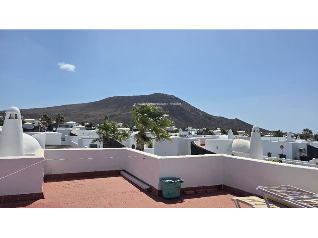 2 sypialnia Bungalow na sprzedaż w Playa Blanca z basenem - 385 000 € (Ref: 10008236)