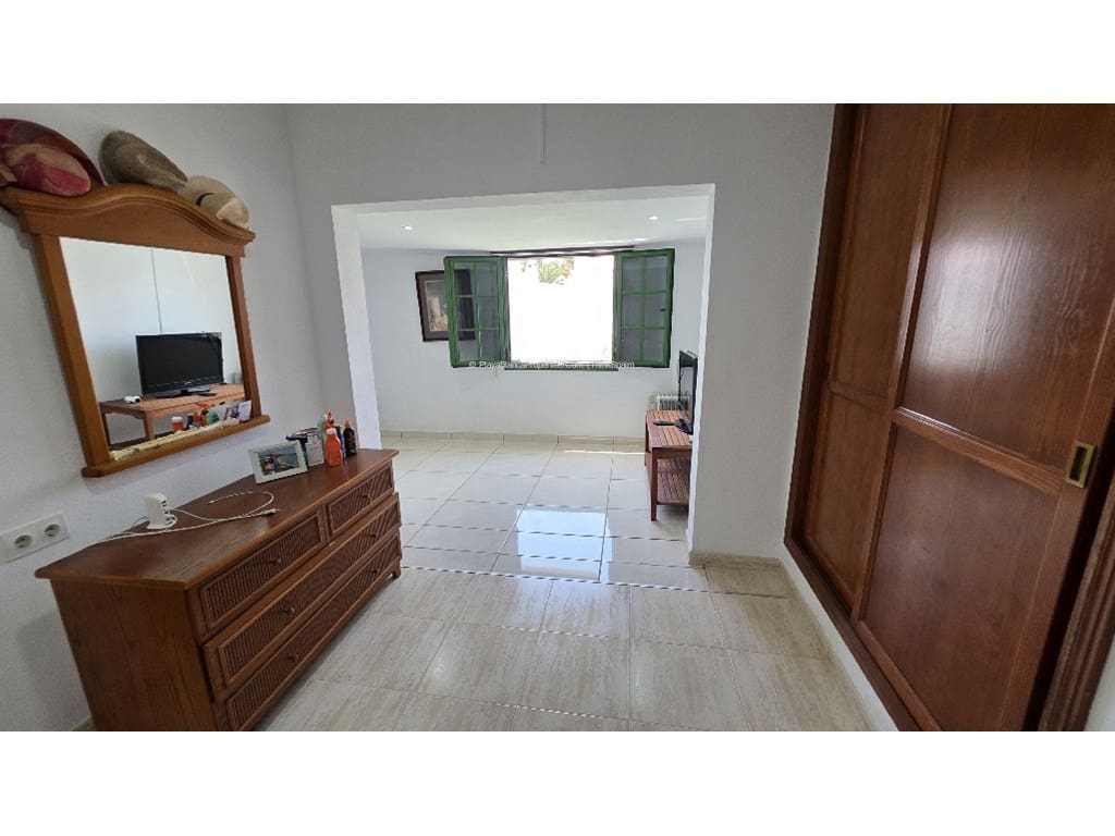 2 sypialnia Bungalow na sprzedaż w Playa Blanca z basenem - 385 000 € (Ref: 10008236)