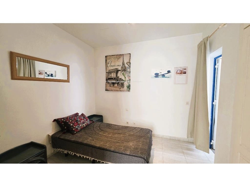 2 slaapkamer Appartement te koop in Playa Blanca - € 225.000 (Ref: 10033350)