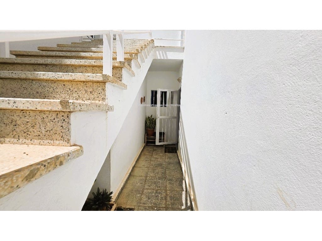 2 slaapkamer Appartement te koop in Playa Blanca - € 225.000 (Ref: 10033350)