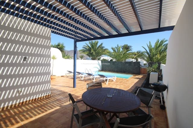 3 soveværelse Villa til salg i Playa Blanca, Yaiza med swimmingpool garage - € 469.000 (Ref: 7197000)