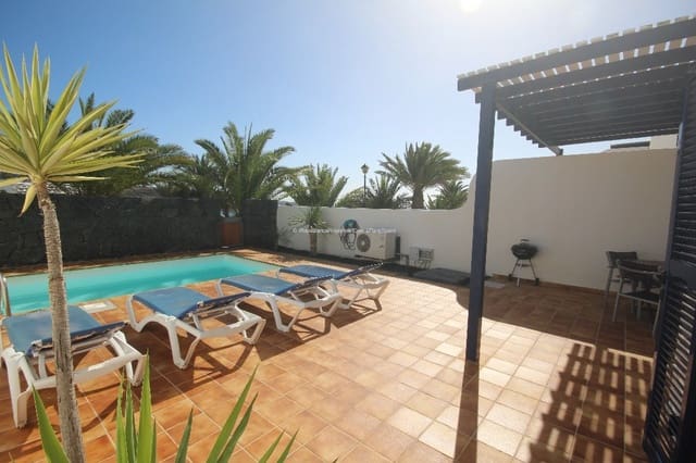 3 soveværelse Villa til salg i Playa Blanca, Yaiza med swimmingpool garage - € 469.000 (Ref: 7197000)